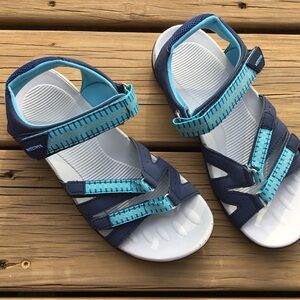 Megnya ladies sandals